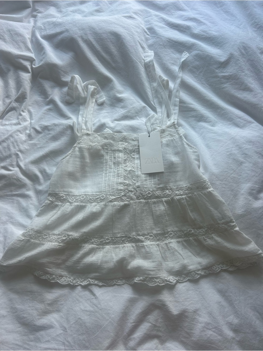 NWT Zara Lacey top